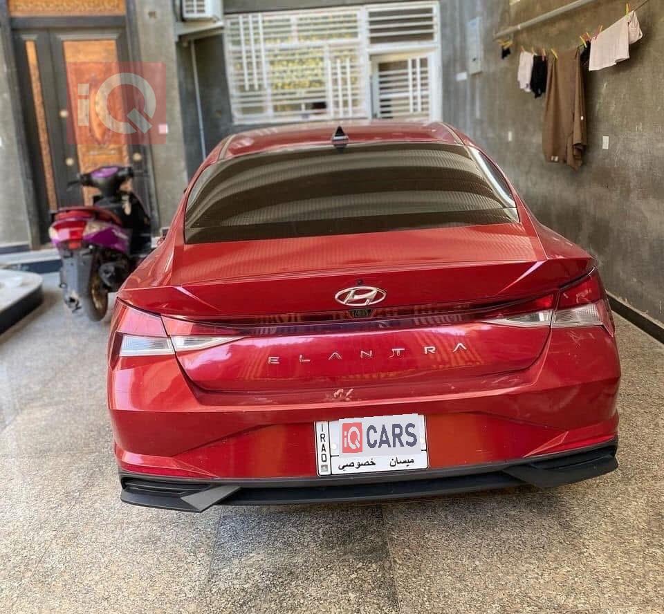 هیوندای ئەلەنترا